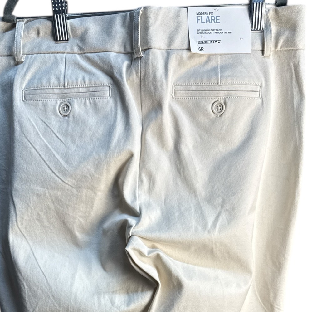 Gap Dress Pants Womens Beige Curvy Fit Flared Leg Mid Rise Workwear Casual 6R - Picture 2 of 6